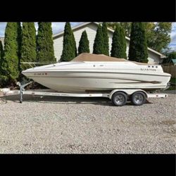 2003 Glastron GS229