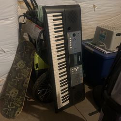 Electric Keyboard