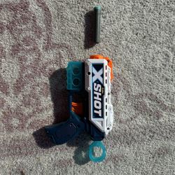 XSHOT ZURU TOY GUN