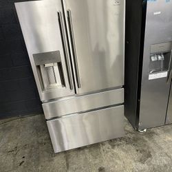 Electrolux Four Door Refrigerator H2