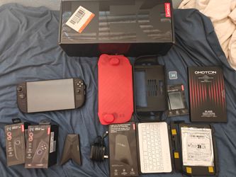 Lenovo Legion Go 2: 32GB RAM,Upgraded 4TB SSD,2TB SD,SteamOS & Win 11 Pro+all accessories included
