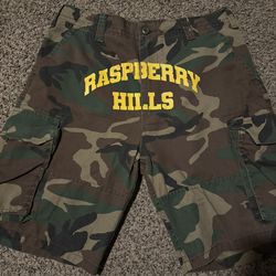 Raspberry Hills Camo shorts