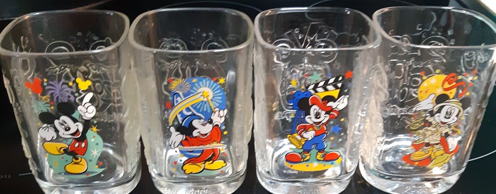 Walt Disney World Collecters Glasses 