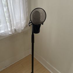 element microphone with stand 