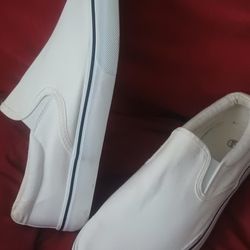 Size 8 White Canvas Shoes New/Tennis Blancos 8