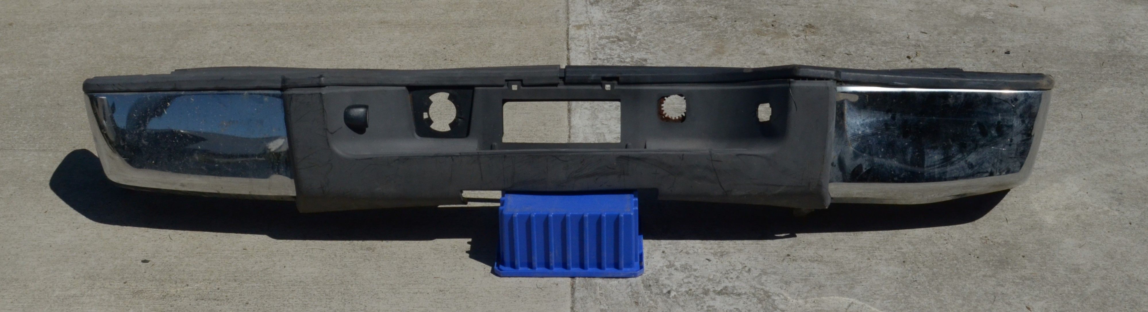 USED REF#M078 || 2007-2013 CHEVROLET SILVERADO 1500 || REAR METAL BUMPER