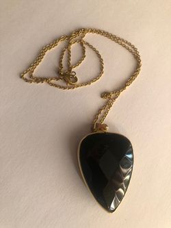 Black Stone Pendant Gold Chain Necklace