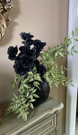 Decorative centerpiece for Halloween