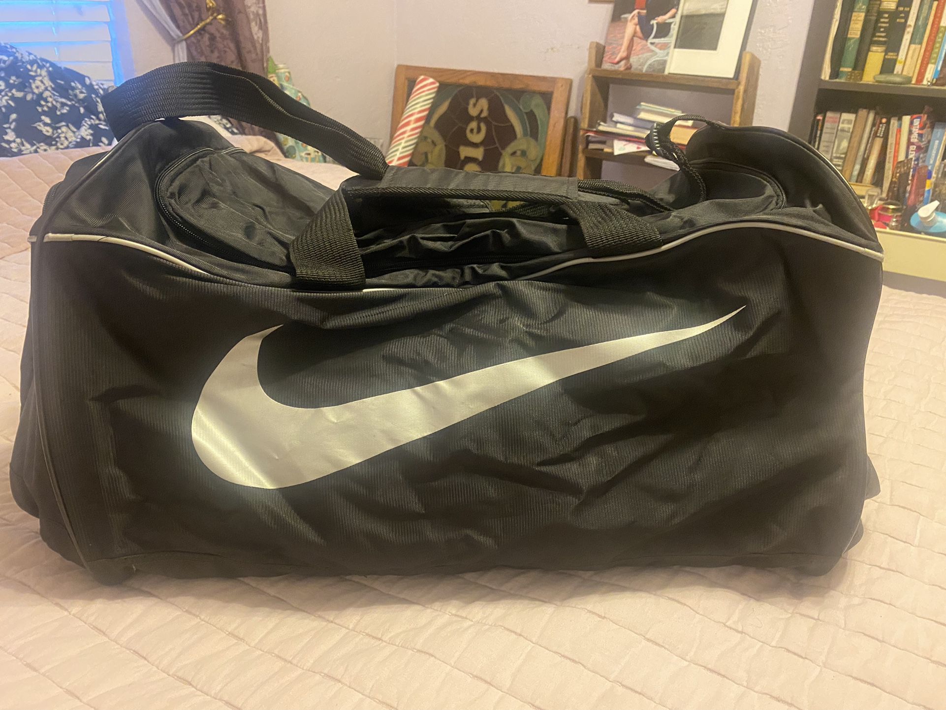 Extra Large Nike Duffle Bag 