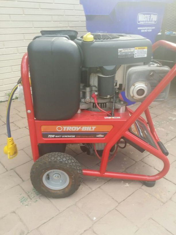 Troy-Bilt generator 13500 starting Watts running Watts 7550 electric start excellent shape $700
