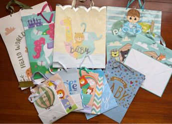Gift /present bags various sizes all for 10