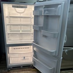 Whirlpool Refrigerator 