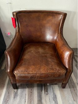 Genuine cow leather chair (brown)