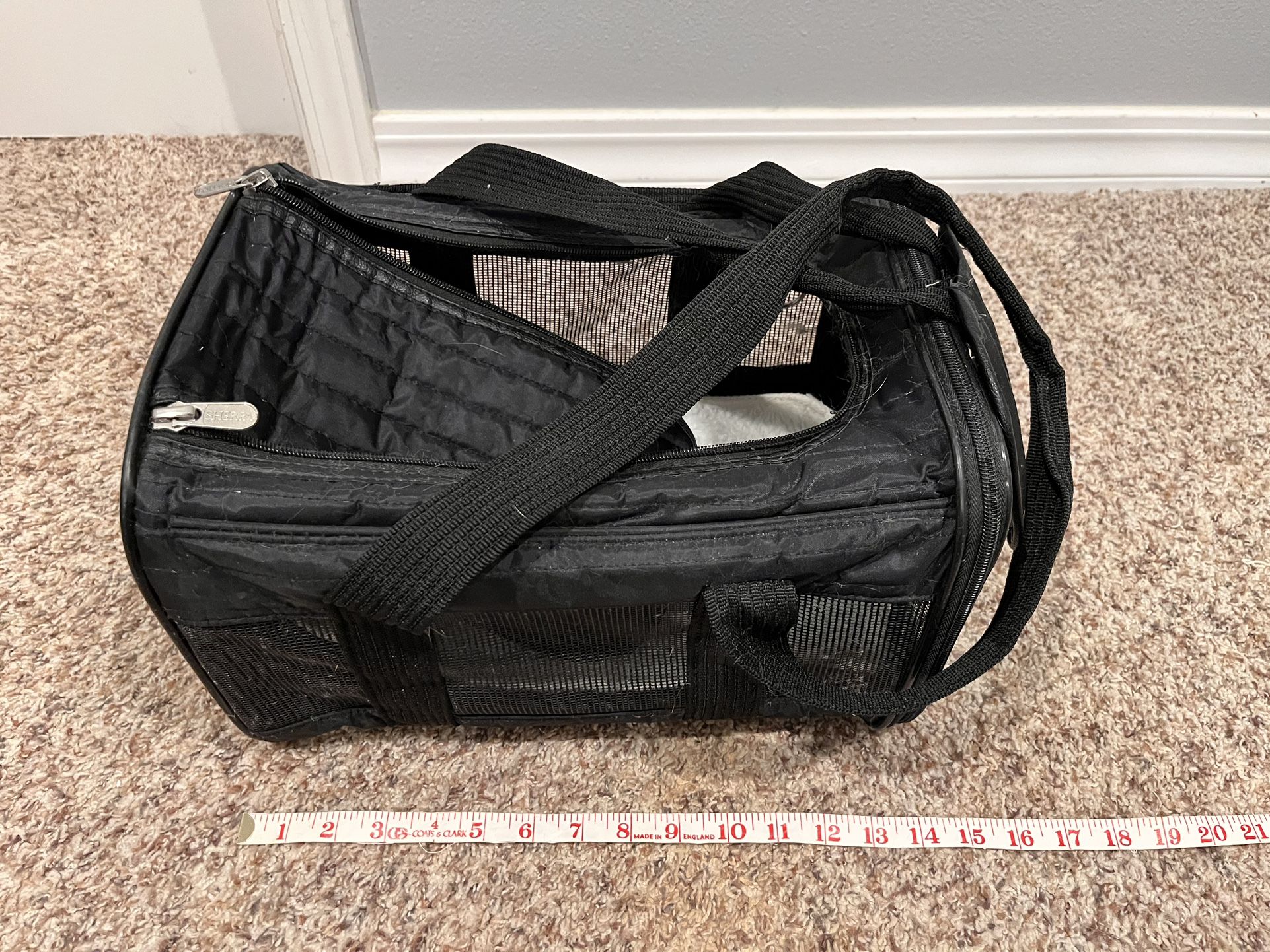Cat Or Small Pet Carrier