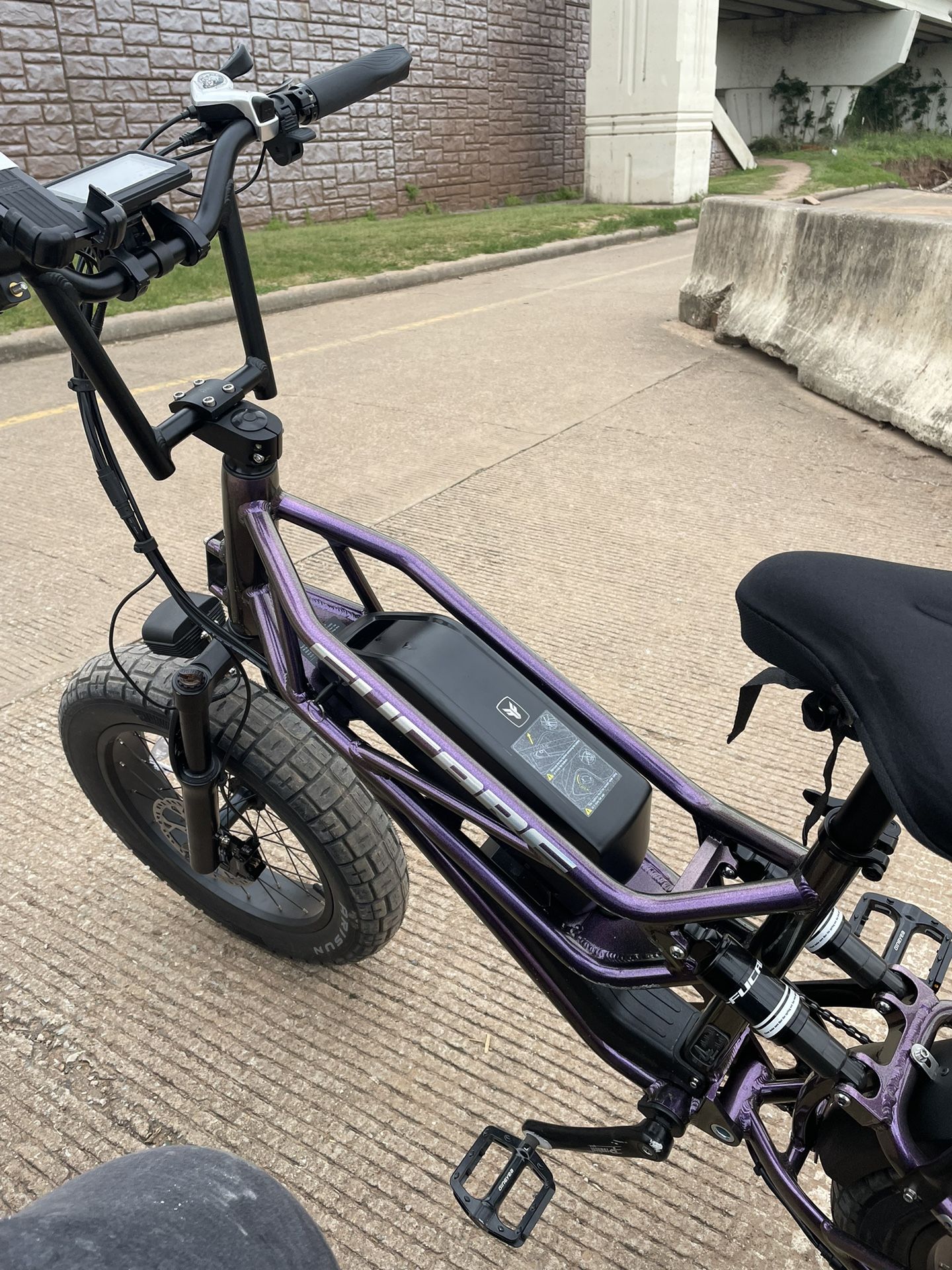 Fucare Scorpio Fat Tire Electric Bike 