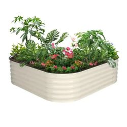17" Tall Knee-High Heart-Shaped Garden Bed