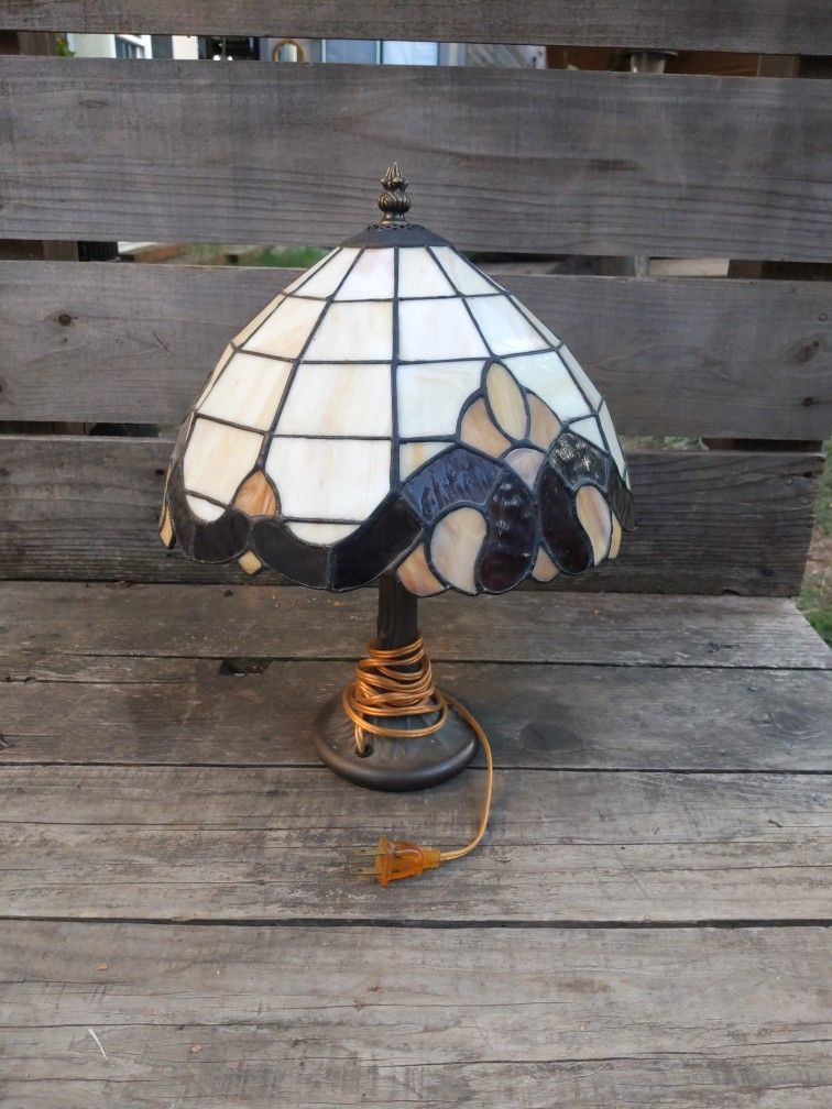  Tiffany Lamp. Vintage 