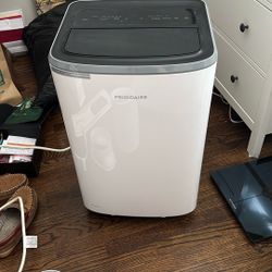 Frigidaire 12,000 BTU Smart Portable AC