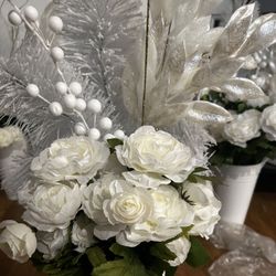 Gorgeous winter wedding Or Celebration Decor !!! 