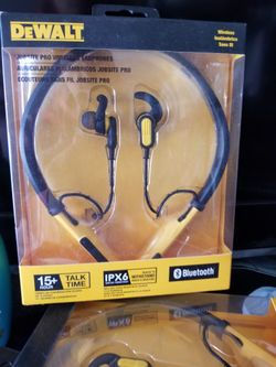 DeWalt Earphones