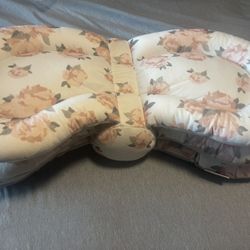 Breastfeeding Pillow 