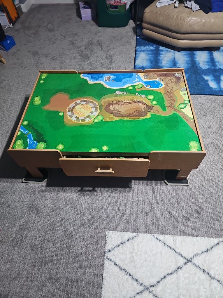 Imaginarium Train Table Set With Trains And Tracks
