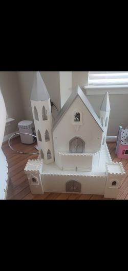 Pottery Barn Castle for Sale in Bowie MD OfferUp