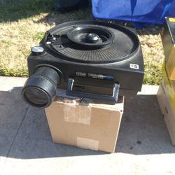 Kodak Carousel Projector 
