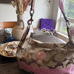 Vintage Coach Shoulder Bag 