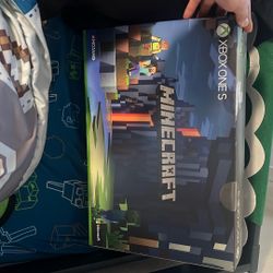 Xbox One S Minecraft Edition 