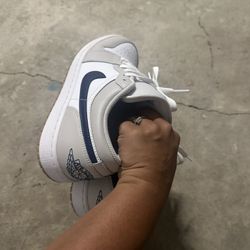 Air Jordan 1 Low Men's Shoes Brand New