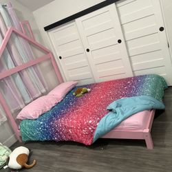 Full Size Pink House Bed Frame – No Mattress