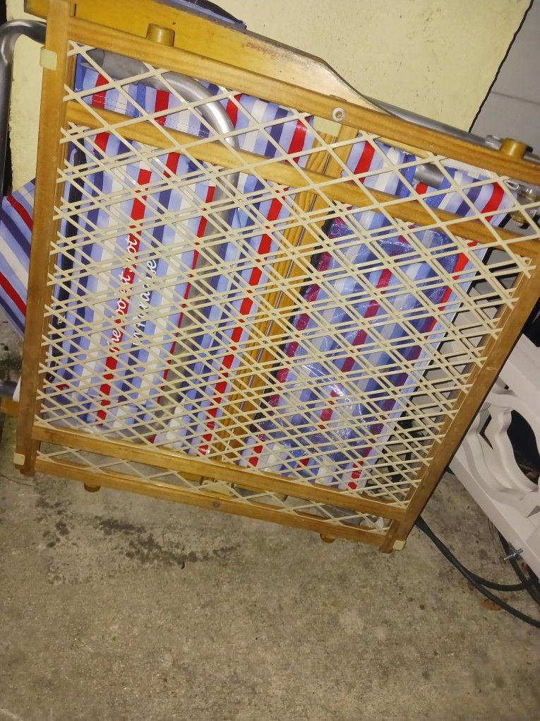 Got 2 New Reg Size Wood Gates 15 Both Look My Post Alot Items Need To Go