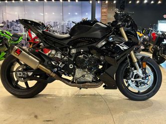 2023 BMW S1000R