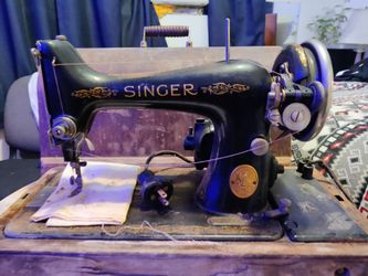 Vintage Singer Sewing Machine
