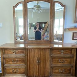 Dresser & Mirror