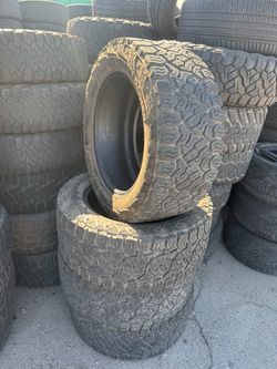 Set of 4 used tires 33 1250 20