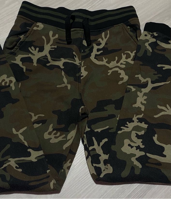 Boys Green and Black Camo Jogger Pants Ring of Fire Large