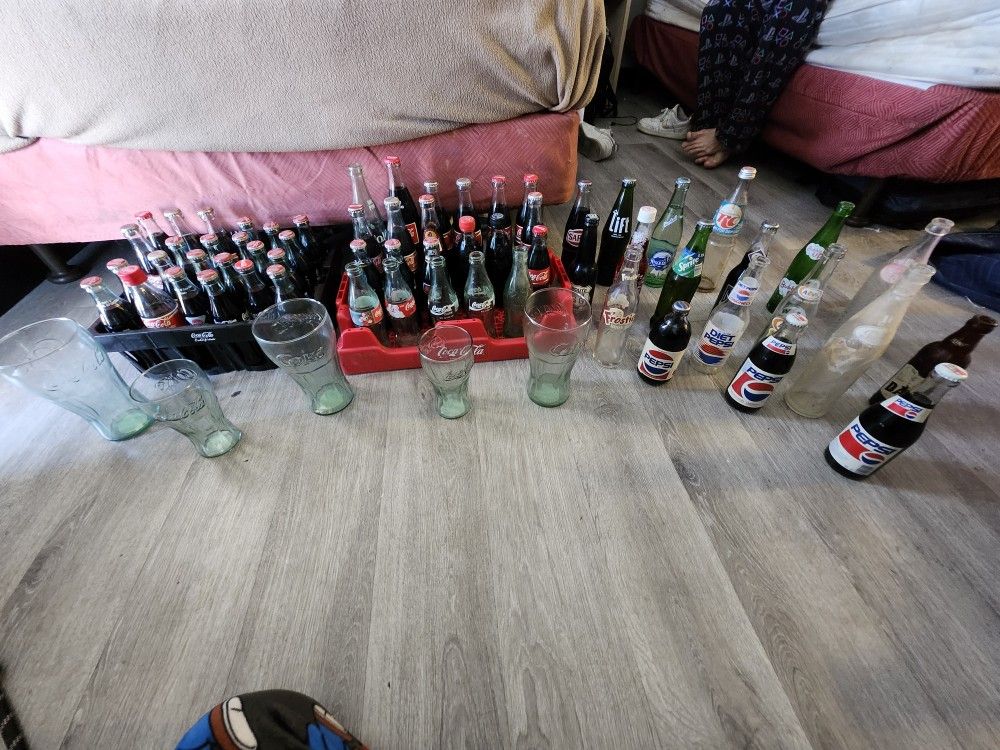 Vintage Coke Bottles Lot, Pepsi And More,