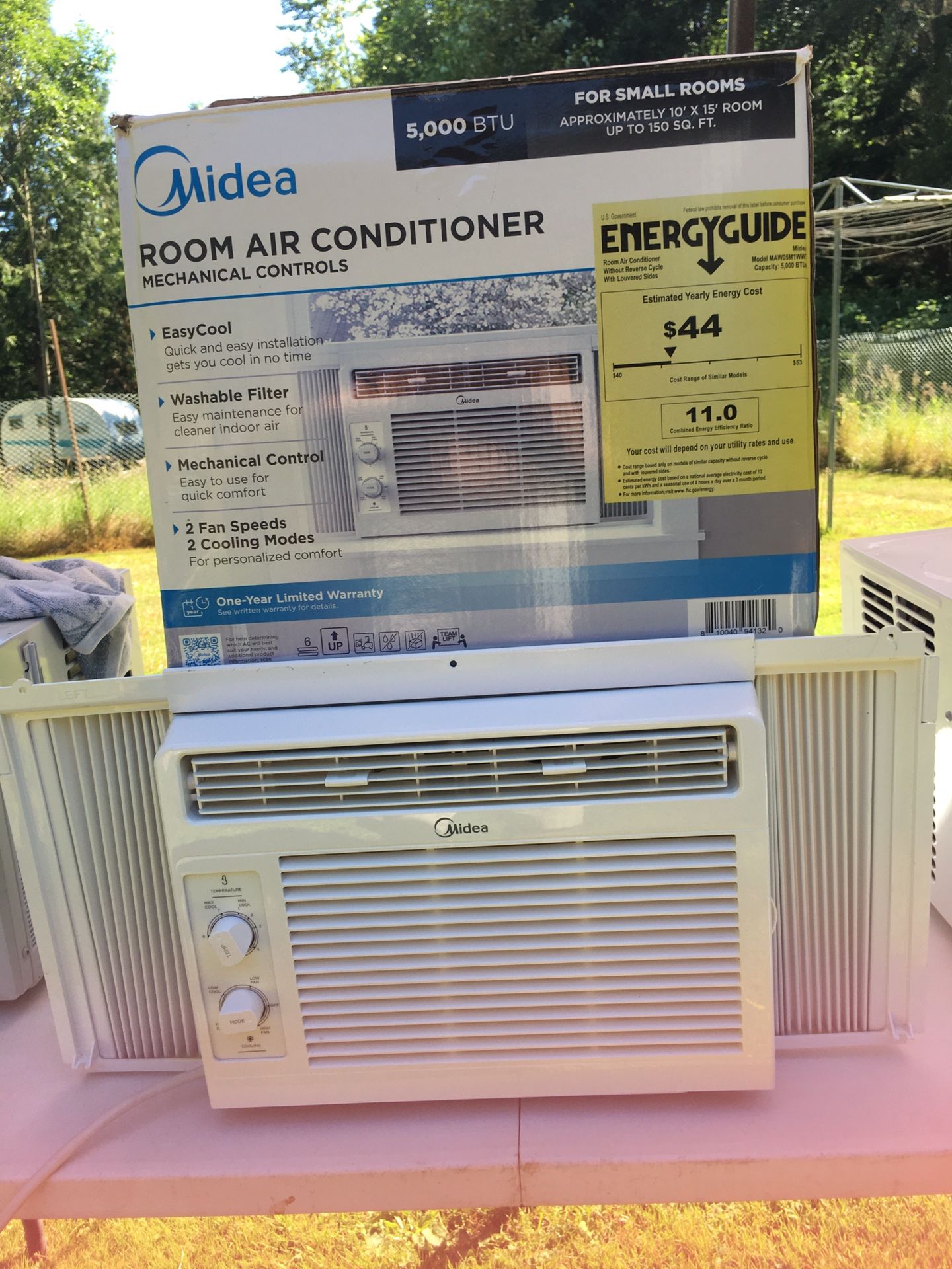 Midea AC 5000 BTU Works Good