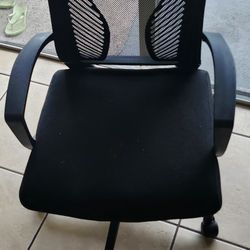 Office Chair With Wheels