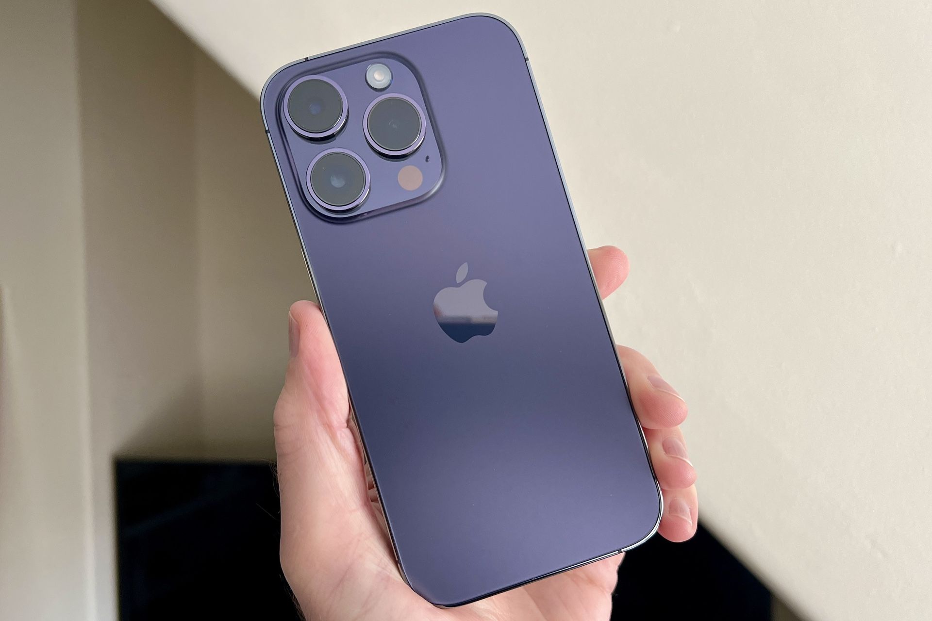 iPhone 14 Pro 256GB Deep Purple color, Factory Unlocked, Excellent condition