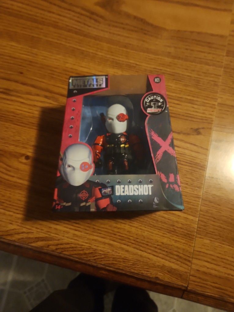 Metals Action Figure Dead Shot