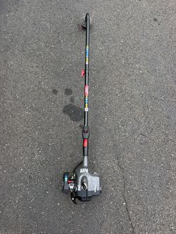Black Max 25cc 2-Cycle Gas String Trimmer / Weed Eater