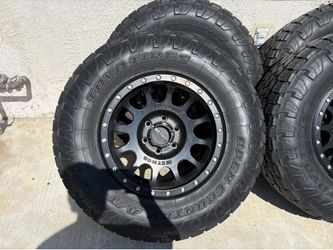 2006 Tacoma - Method Wheels Toyo Tires 285/70 R17