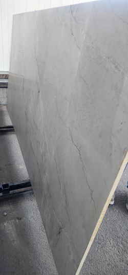 3/4 quartzite slabs $450