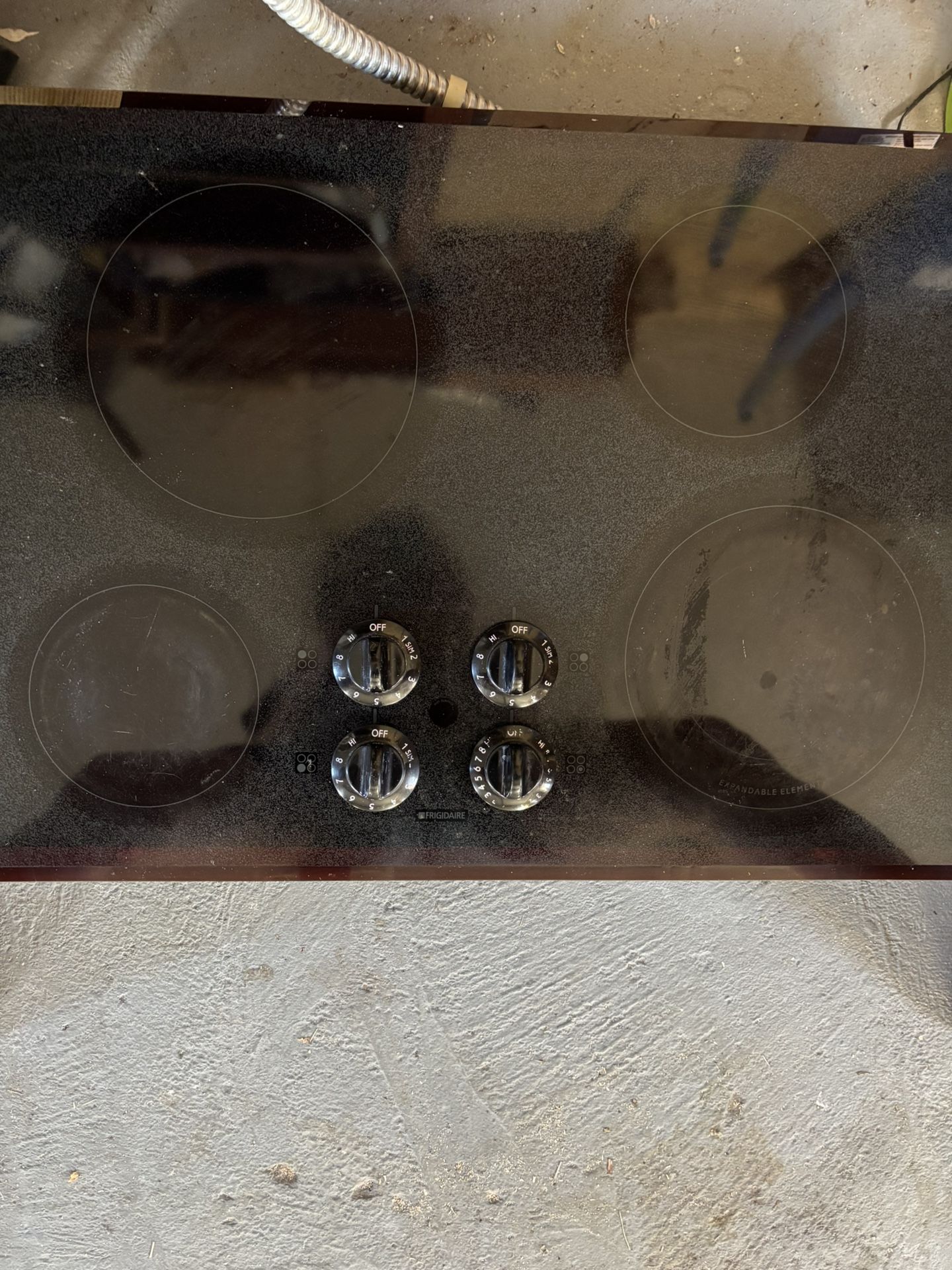 Frigidaire Electric Ceramic Glass Cooktop 30 Inches Model Number FEC3056HBB