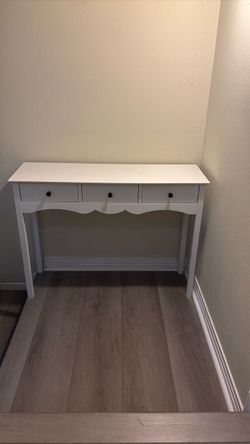 Small Entry Table