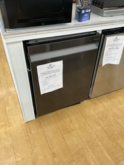 Samsung 24” Built In Black Stainless Steel