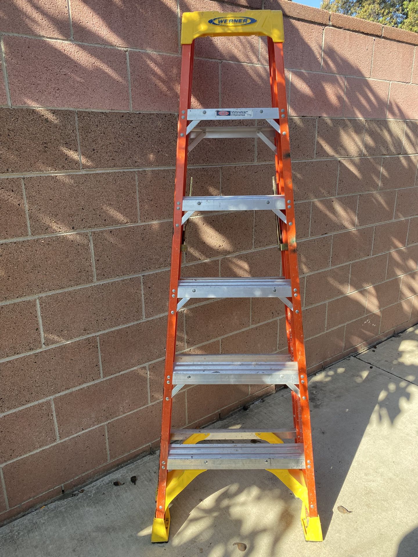 Werner Ladder 🪜 6 Ft. Tall 